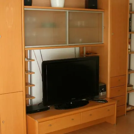 Ferienwohnung Am Schlosspark Apartman